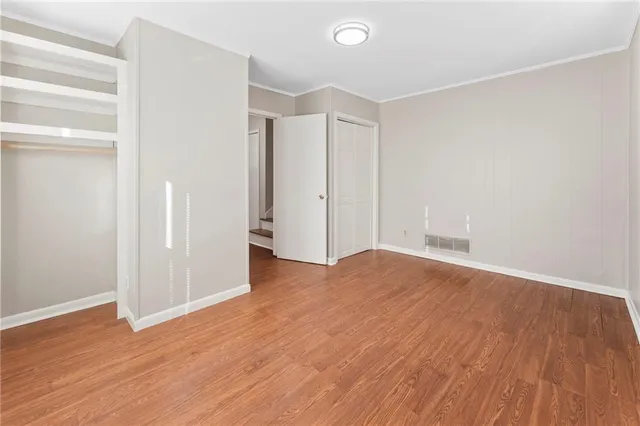 $2,400 | 320 Crossville Court, Roswell, GA 30076