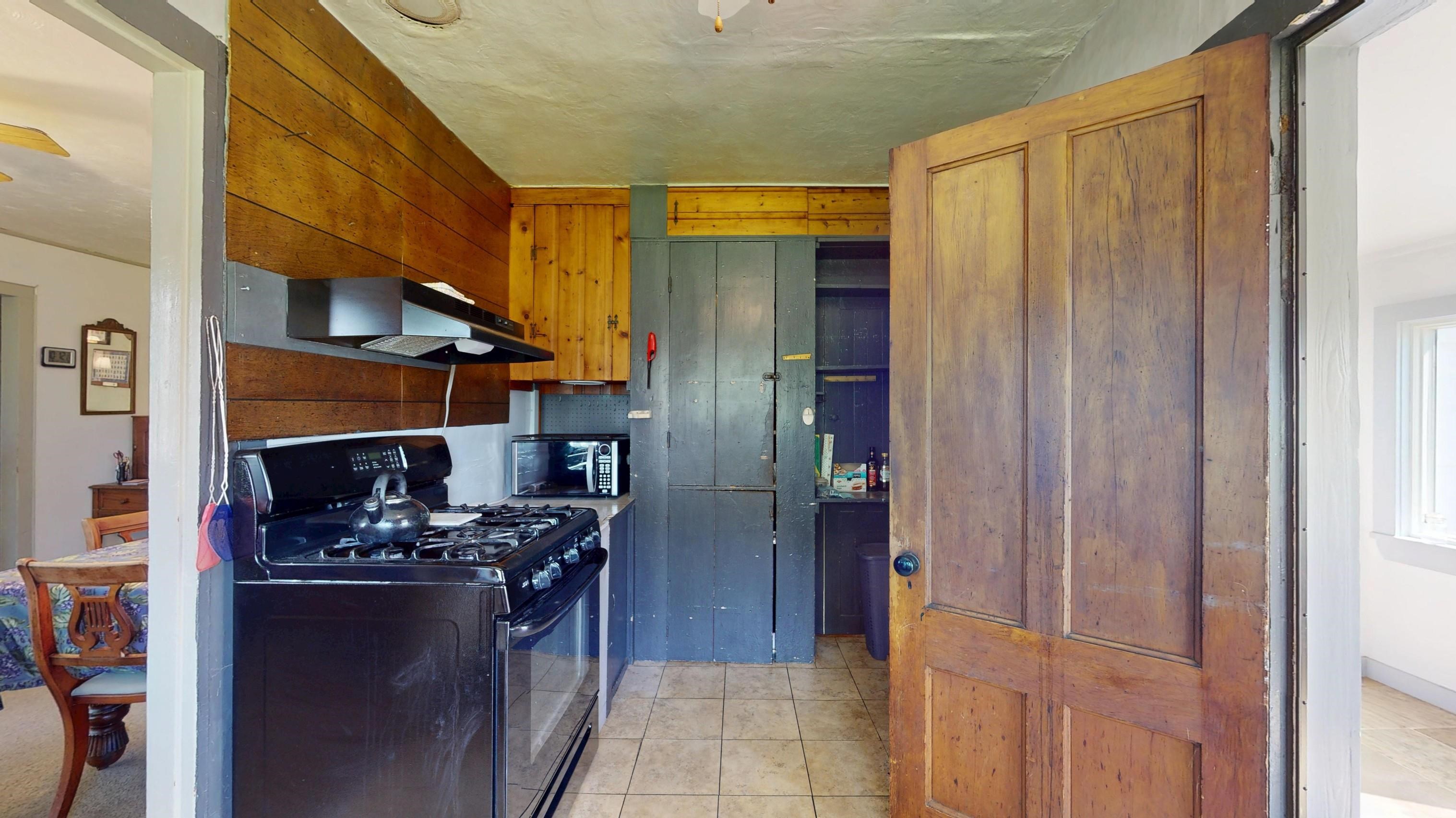 1703 Crown Point Road Bridport, VT 05734 - Photo 15 of 44