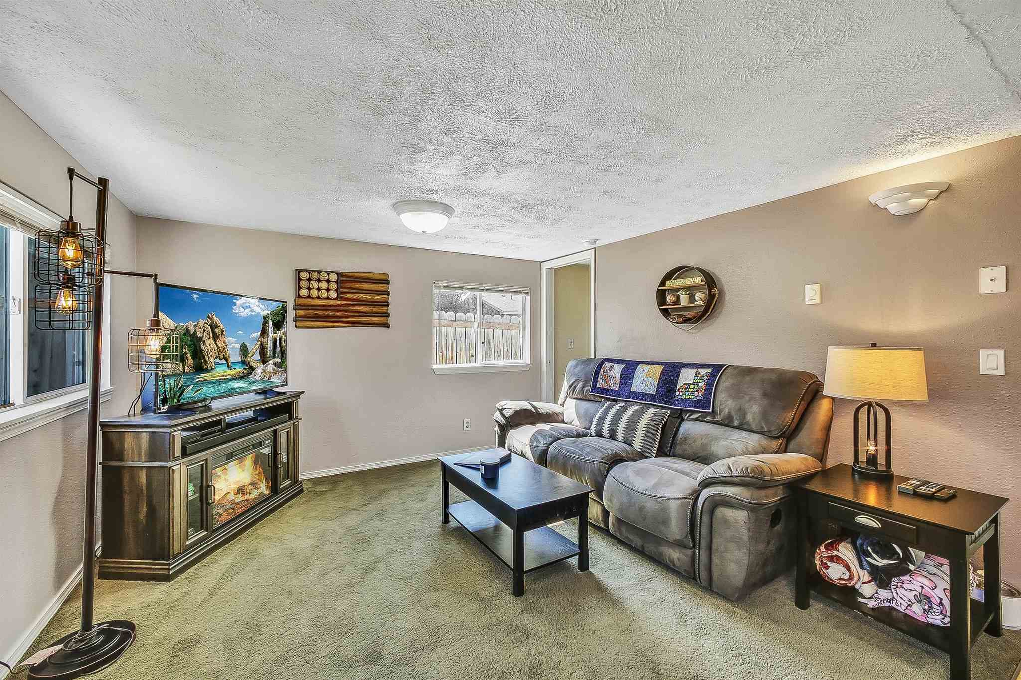 1115 North Vista Road Spokane Valley, WA 99212 - Photo 5 of 20 Gallery Image 5
