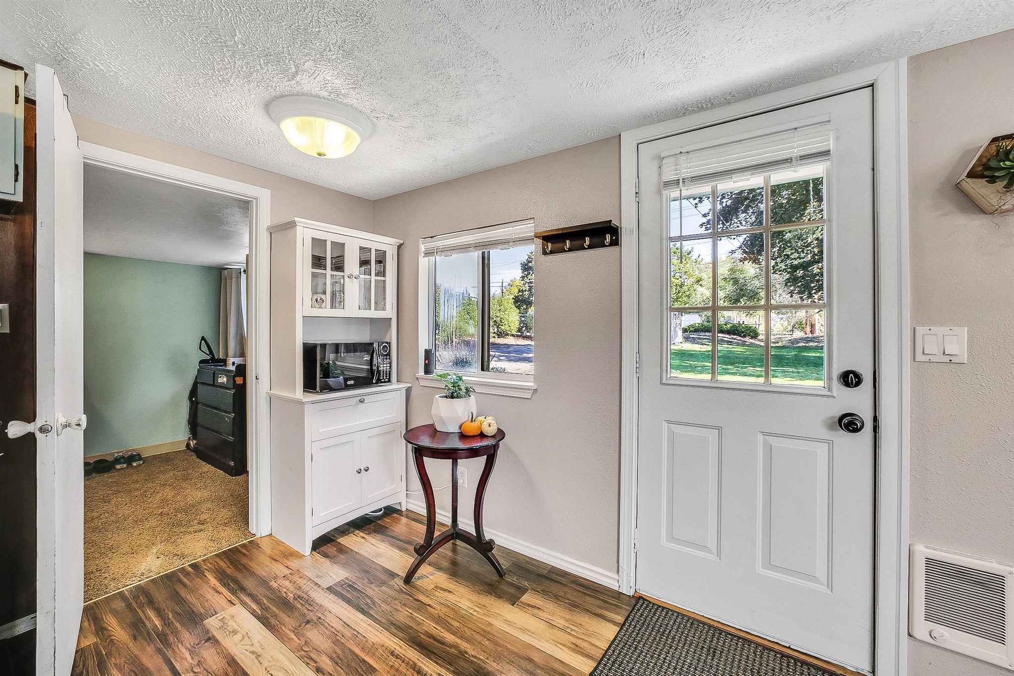 1115 North Vista Road Spokane Valley, WA 99212 - Photo 9 of 20 Gallery Image 9