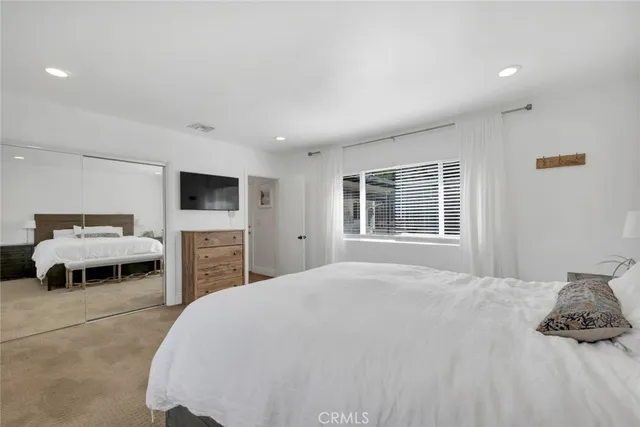 $1,100,000 | 10141 Scoville Avenue, Sunland, CA 91040