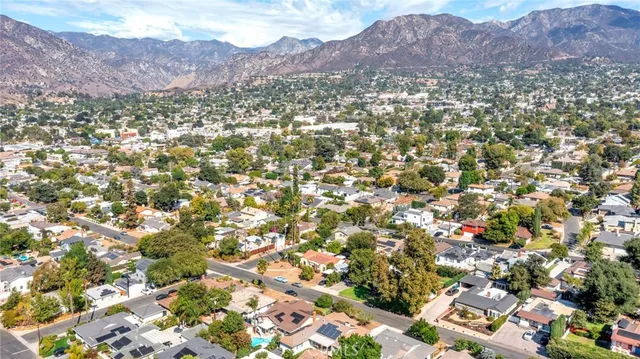 $1,100,000 | 10141 Scoville Avenue, Sunland, CA 91040