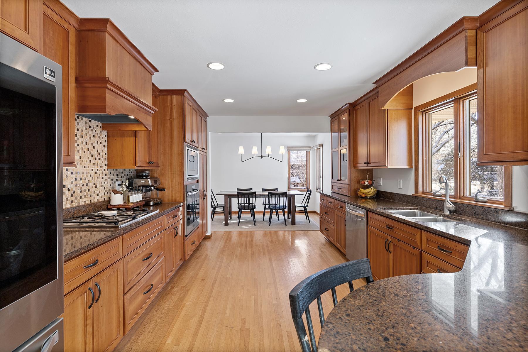 4909 Poppy Lane Edina, MN 55435 - Photo 13 of 42