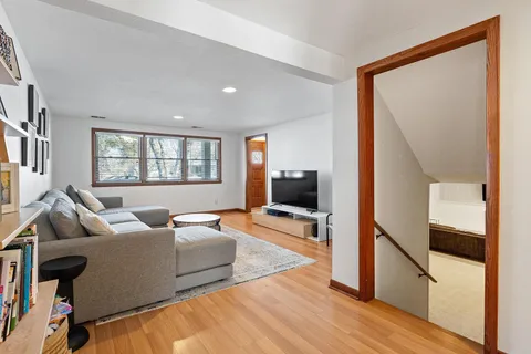 $850,000 | 4909 Poppy Lane, Edina, MN 55435