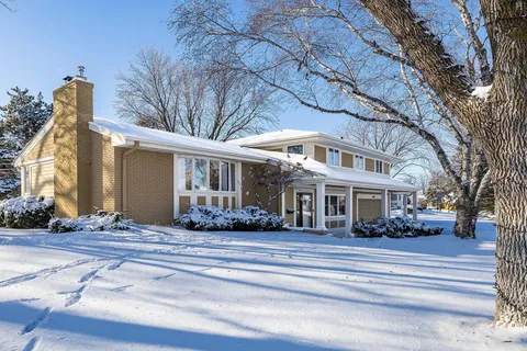 $850,000 | 4909 Poppy Lane, Edina, MN 55435
