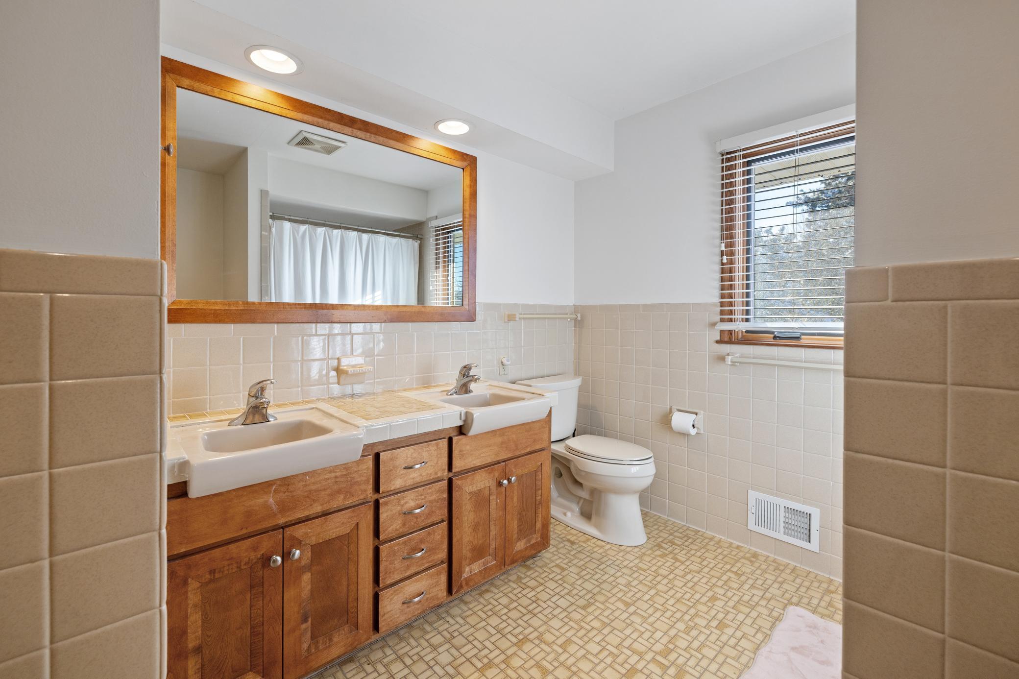 4909 Poppy Lane Edina, MN 55435 - Photo 28 of 42