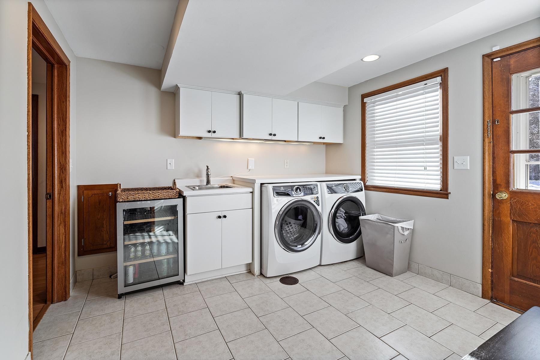 4909 Poppy Lane Edina, MN 55435 - Photo 33 of 42