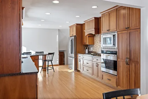 $850,000 | 4909 Poppy Lane, Edina, MN 55435