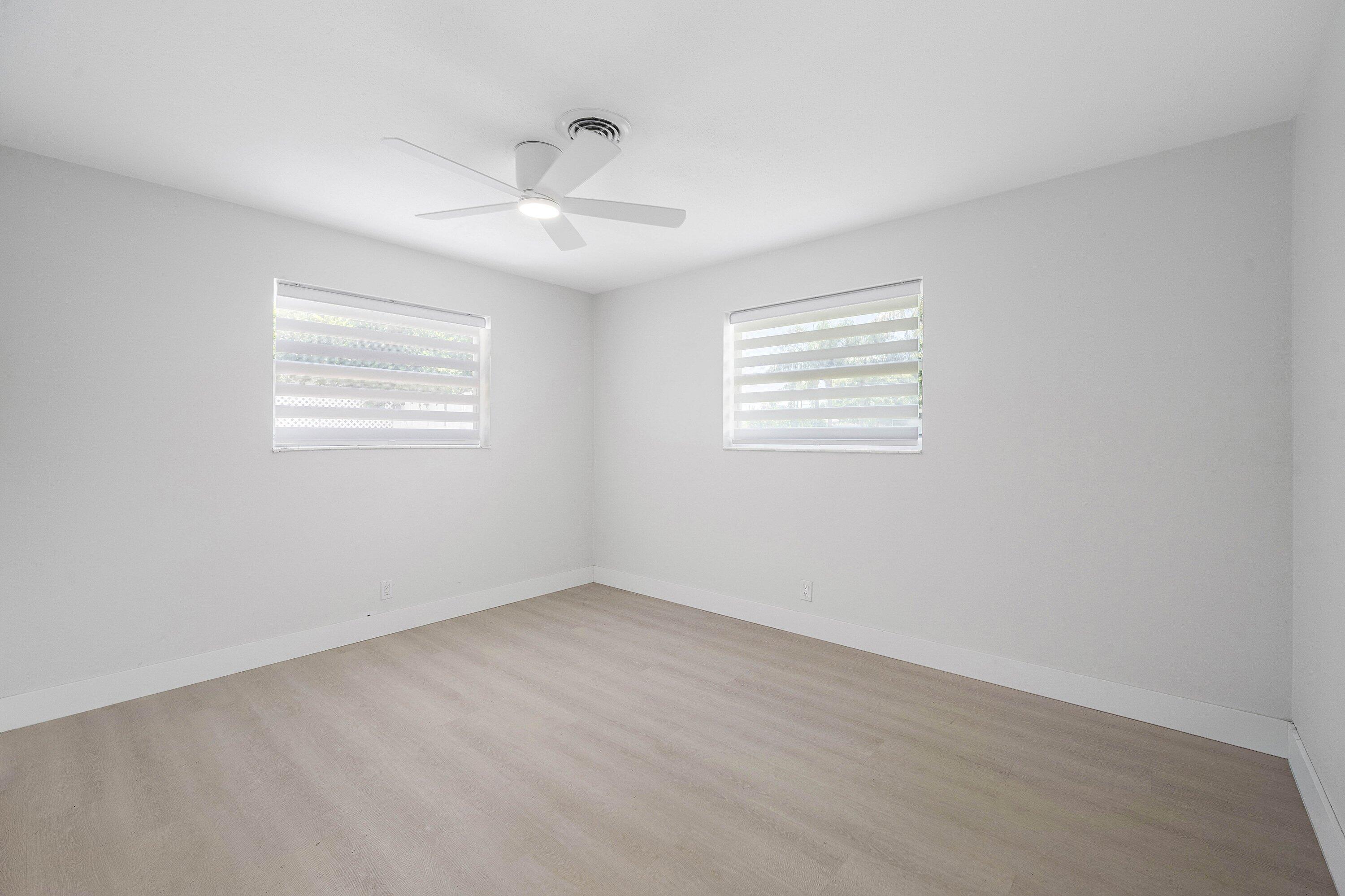 333 Northeast 24th Street Boca Raton, FL 33431 - Photo 32 of 59 333 NE 24 Street Boca Raton (34)