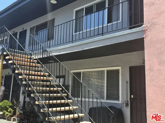 $3,195,000 | 6121 Crenshaw Boulevard, Los Angeles, CA 90043