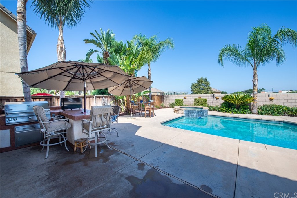 19390 De Marco Road Riverside, CA 92508 - Photo 25 of 29 Out Door BBQ Area