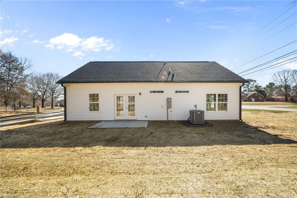 1002 Ivey Road Graham, NC 27253 - Photo 20 of 21