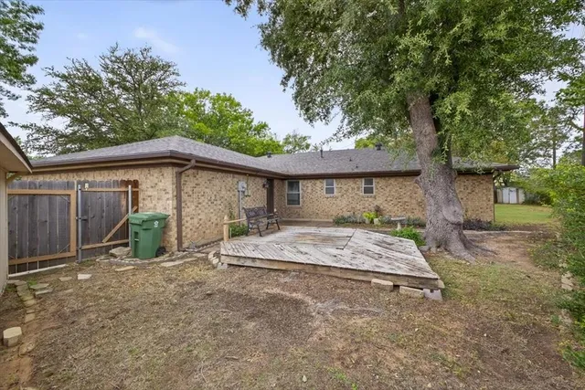 $335,000 | 1613 Trinity Court, Bedford, TX 76022