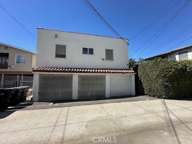 1028 San Rafael Avenue Glendale, CA 91202 - Photo 16 of 17 a front view of a house