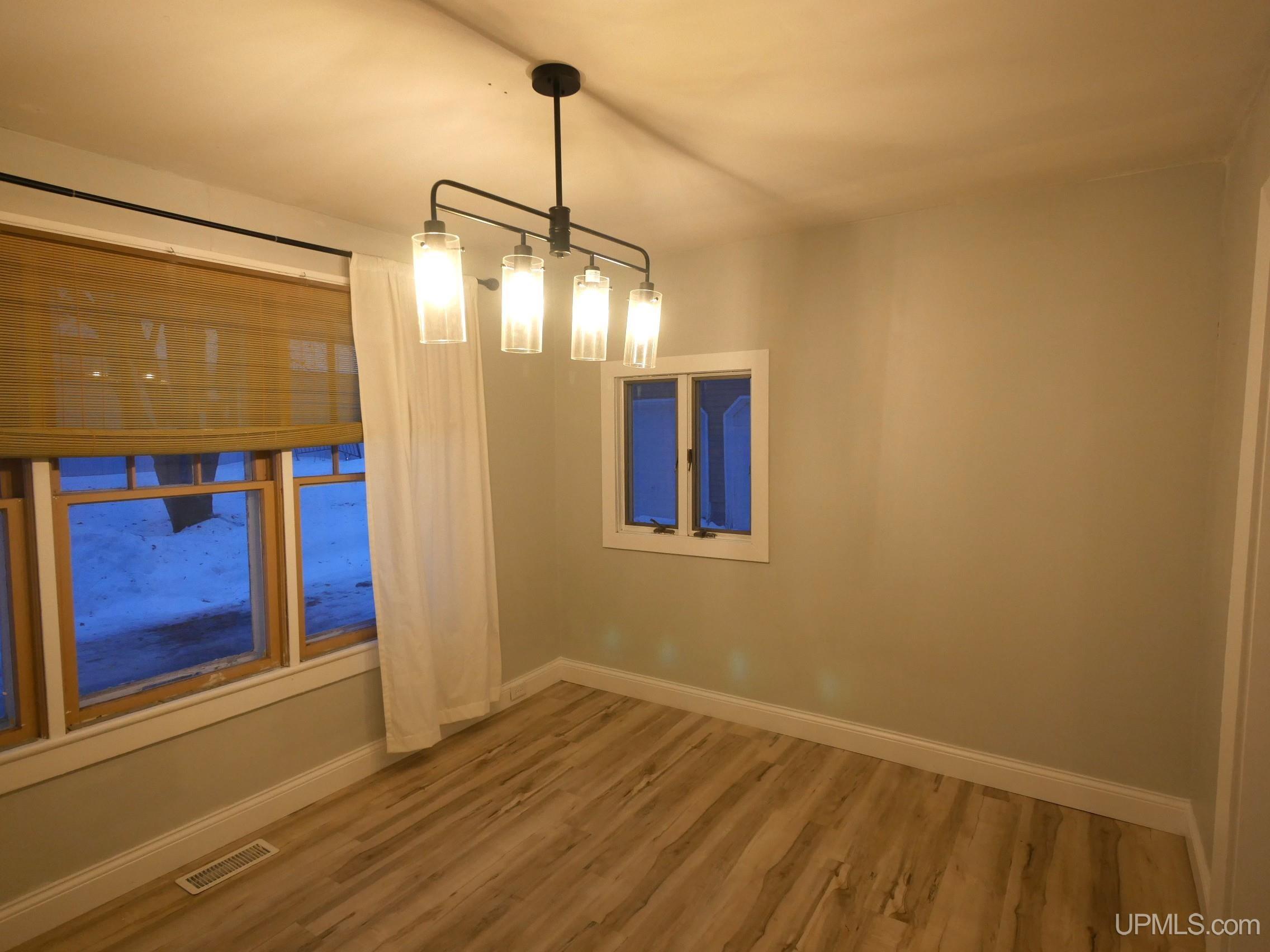 237 Kearsarge Street Calumet, MI 49913 - Photo 22 of 79
