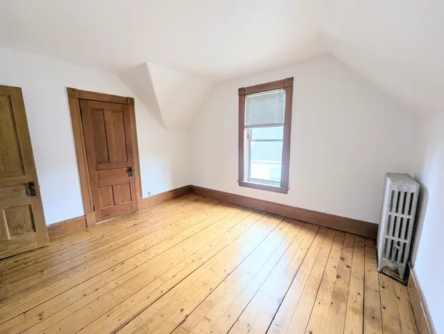 $2,550 | 417 Cliff Street, St. Johnsbury, VT 05819