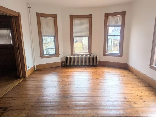 $2,550 | 417 Cliff Street, St. Johnsbury, VT 05819