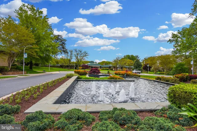 $350,000 | 3210 North Leisure World Boulevard, Unit 610, Silver Spring, MD 20906