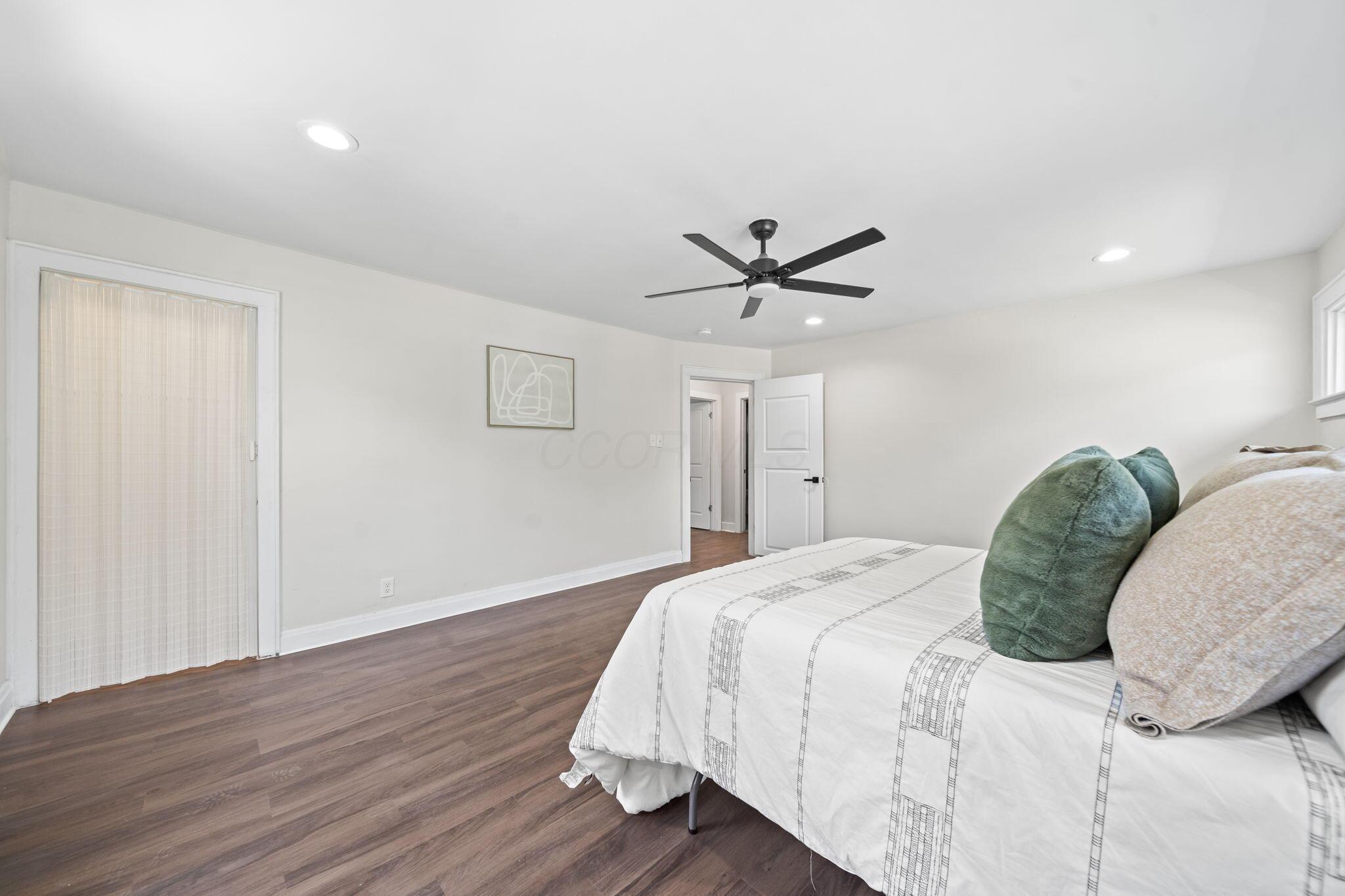 984 North Nelson Road Columbus, OH 43219 - Photo 20 of 39 39-web-or-mls-DSC08736