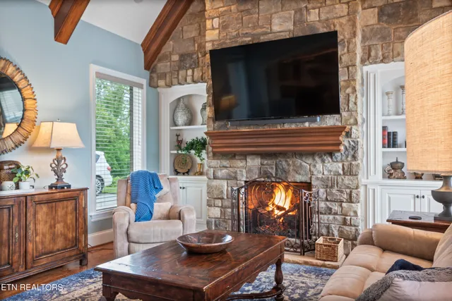 $1,199,900 | 759 Indian Mountain Road, Jellico, TN 37762