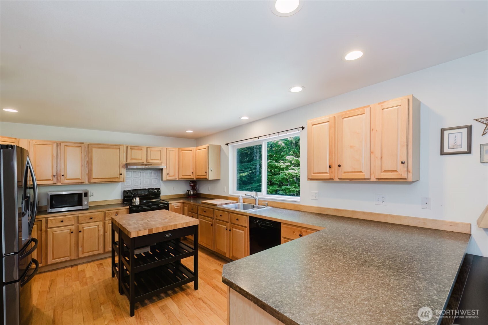4774 Seabeck Holly Road Northwest Seabeck, WA 98380 - Photo 8 of 40 Gallery Image 8