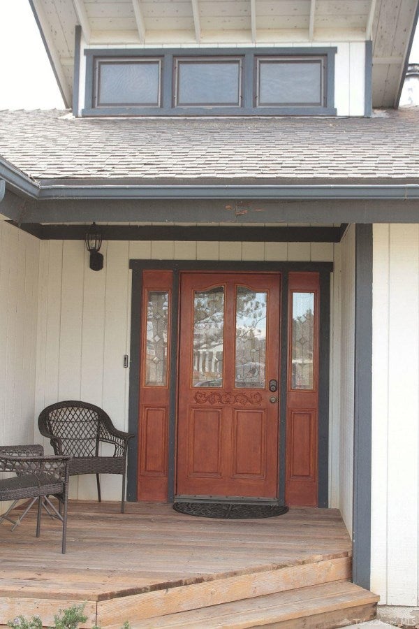 21212 Ridgeway Drive Tehachapi, CA 93561 - Photo 1 of 33 Gallery Image 1