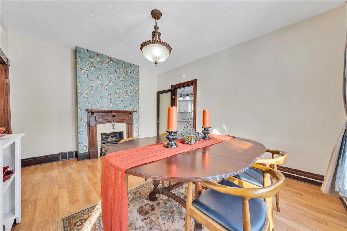 218 Richmond Avenue Rural Retreat, VA 24368 - Photo 22 of 49 18-MIB02352