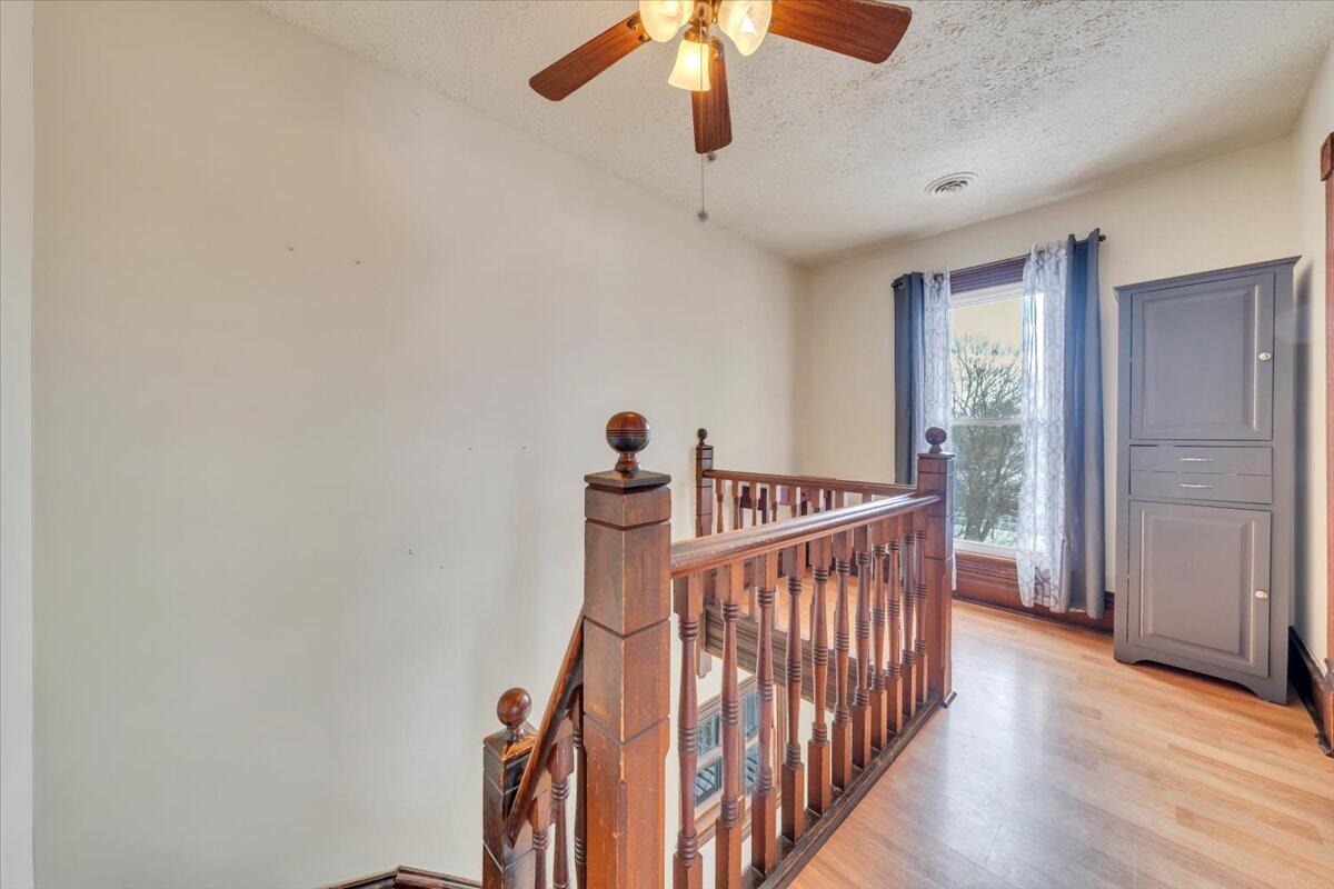 218 Richmond Avenue Rural Retreat, VA 24368 - Photo 29 of 49 25-MIB02403