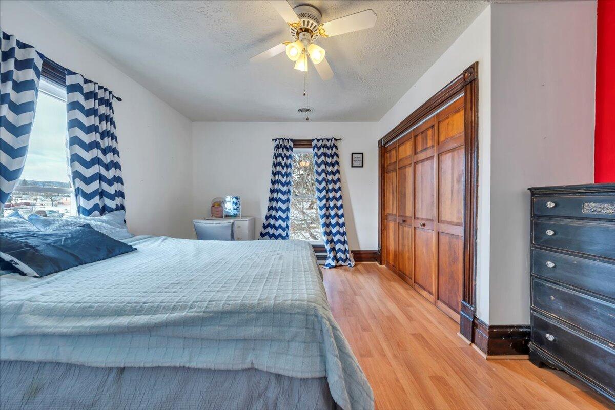 218 Richmond Avenue Rural Retreat, VA 24368 - Photo 32 of 49 28-MIB02412