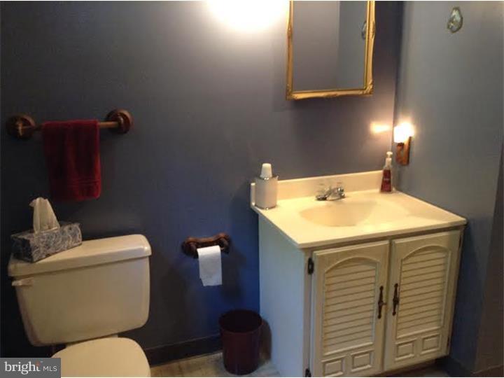 1046 Telegraph Road Coatesville, PA 19320 - Photo 14 of 23 Bathroom
