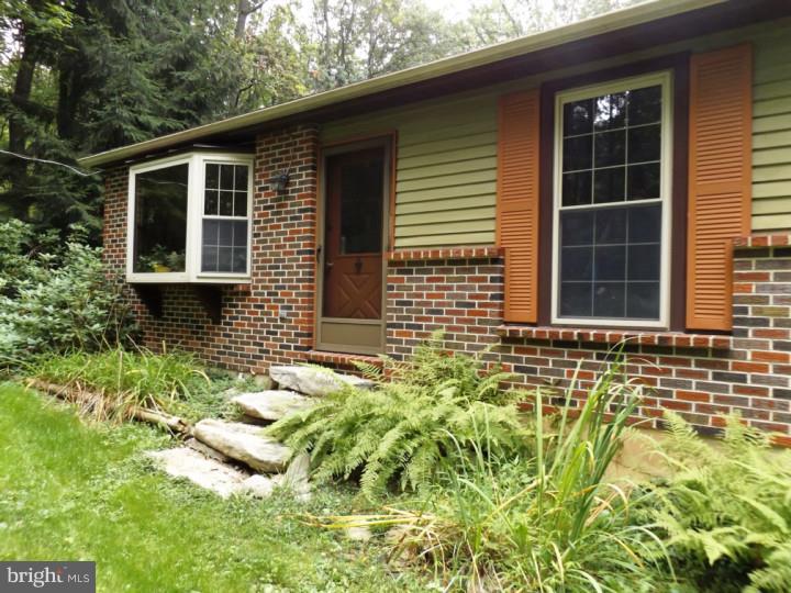 1046 Telegraph Road Coatesville, PA 19320 - Photo 3 of 23 Exterior