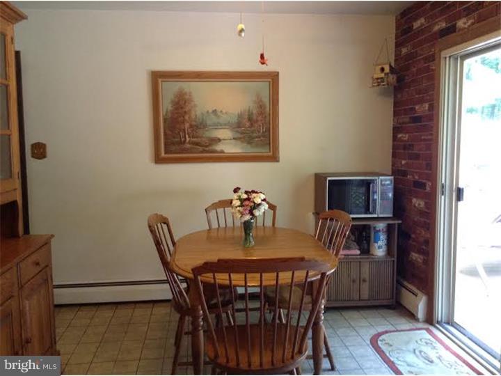 1046 Telegraph Road Coatesville, PA 19320 - Photo 7 of 23 Kitchen