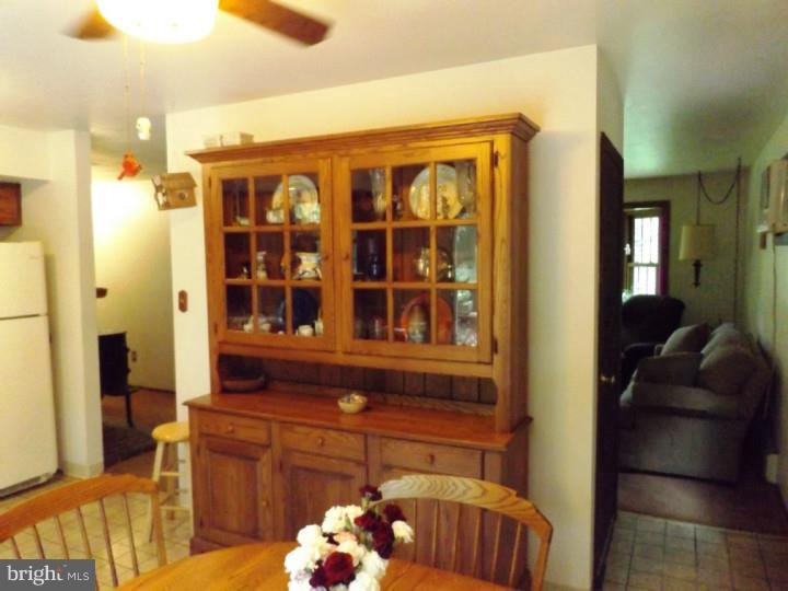 1046 Telegraph Road Coatesville, PA 19320 - Photo 8 of 23 Kitchen