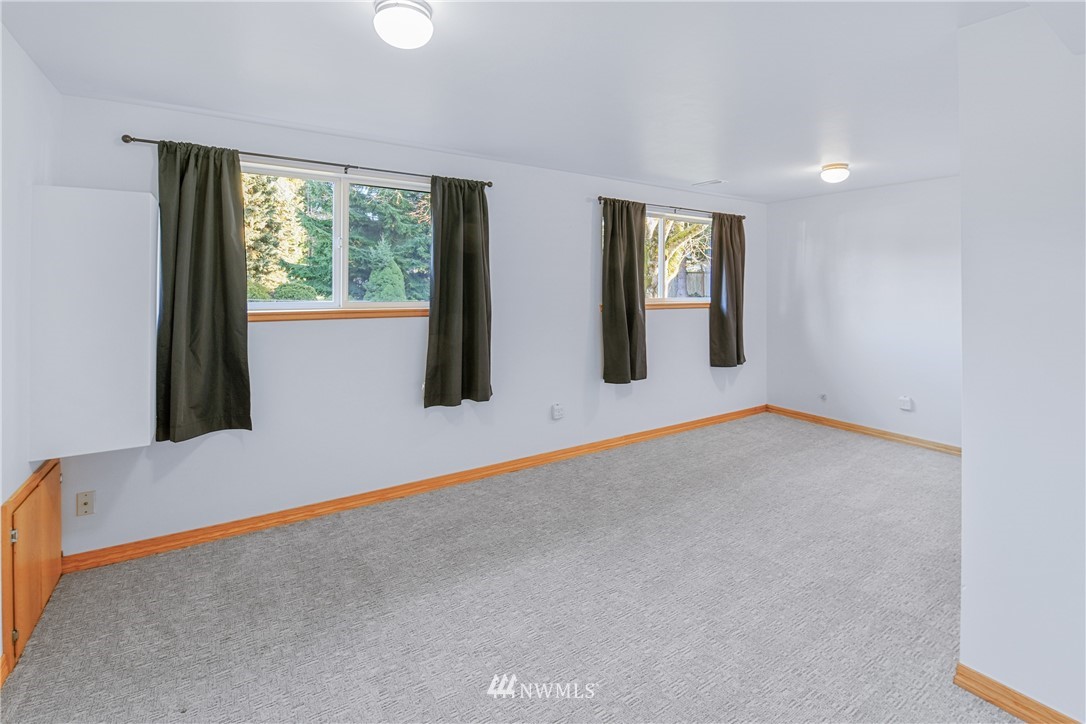 7909 186th Street Southwest Edmonds, WA 98026 - Photo 19 of 31 Gallery Image 19