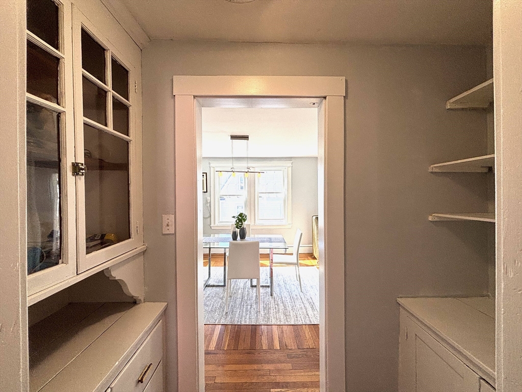 9 Oakley Road, Unit 9 Watertown, MA 02472 - Photo 8 of 18 Gallery Image 8