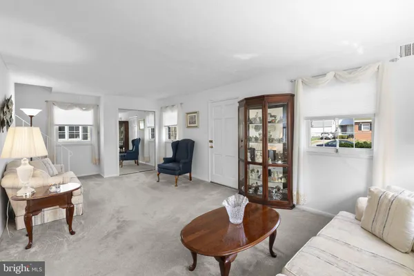 $359,900 | 943 Homberg Avenue, Baltimore, MD 21221