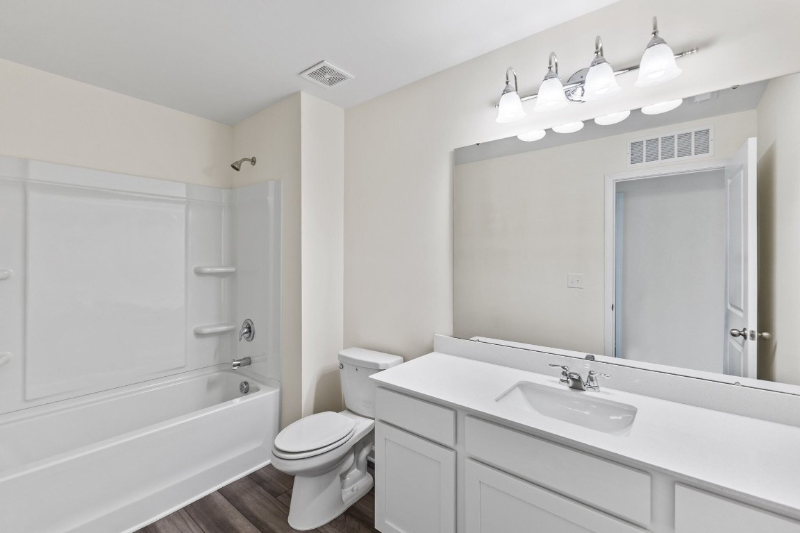 3202 Diamond Vw Lane Angleton, TX 77515 - Photo 15 of 17 representative photo