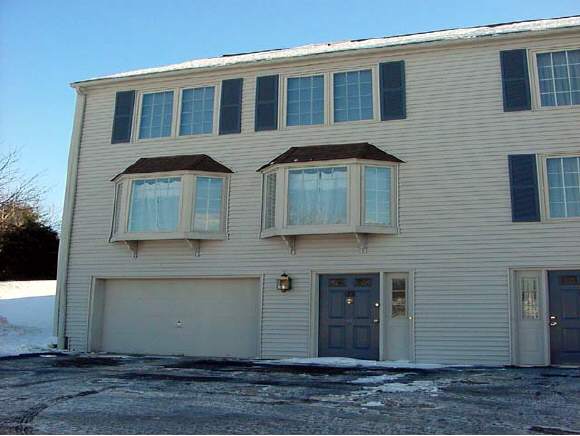 12 Perley Road, Unit 17 Derry, NH 03038 - Photo 1 of 5