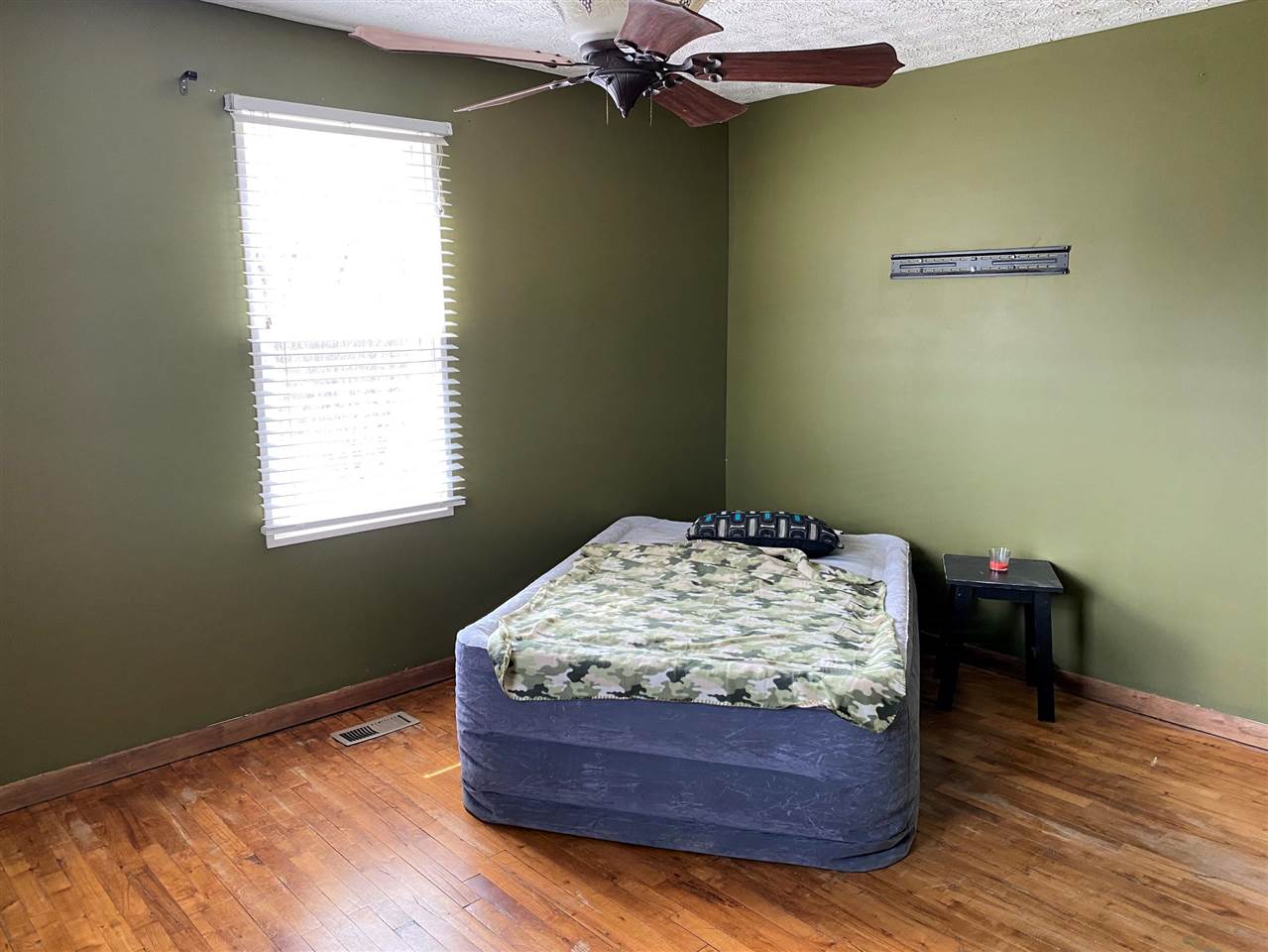 5453 Guyan River Road Huntington, WV 25702 - Photo 6 of 16 Gallery Image 6