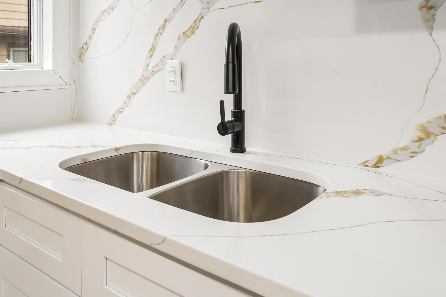 14610 Colfax Place Crown Point, IN 46307 - Photo 16 of 49 1500x1001