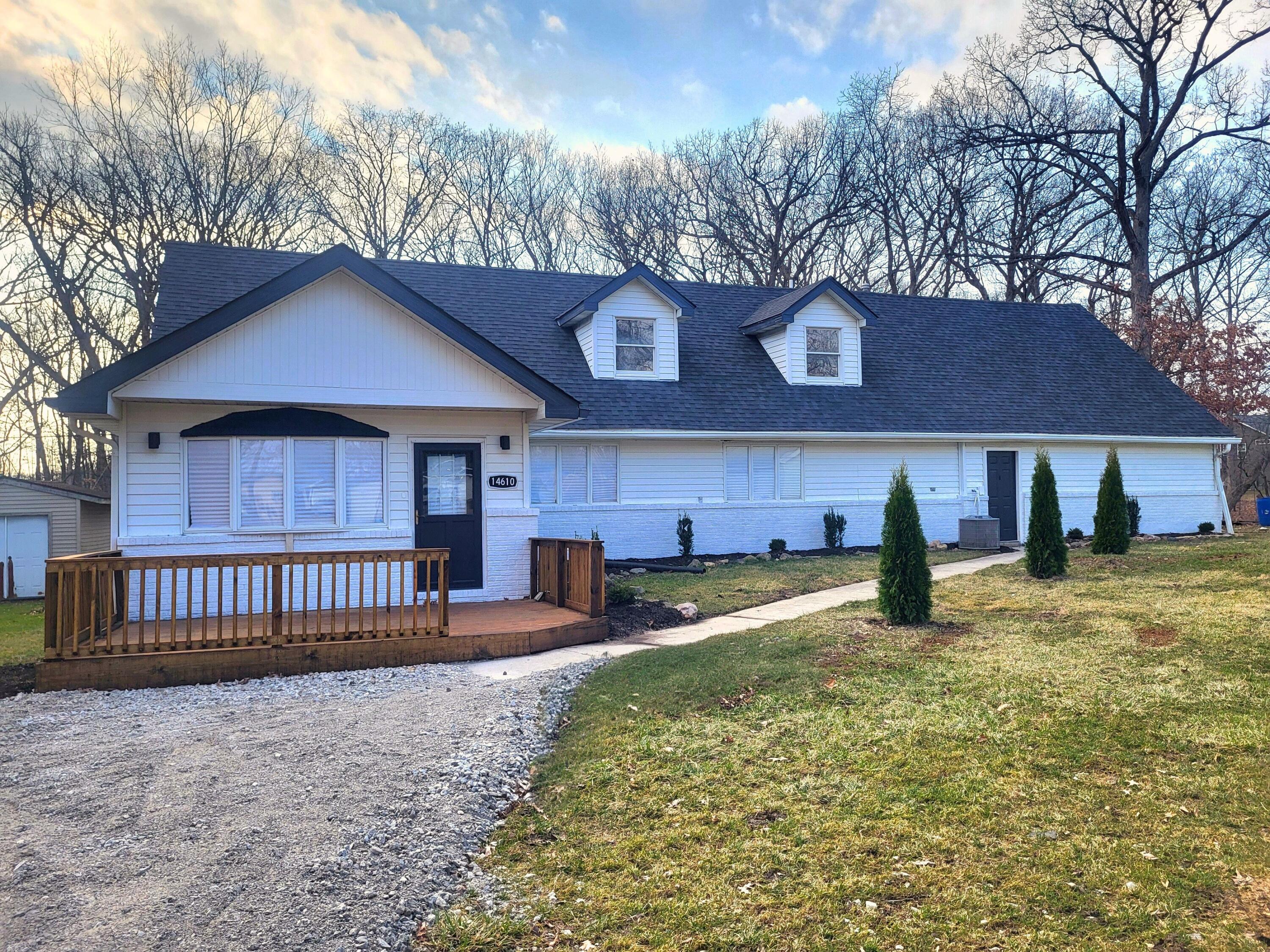 14610 Colfax Place Crown Point, IN 46307 - Photo 2 of 49 3000x2250