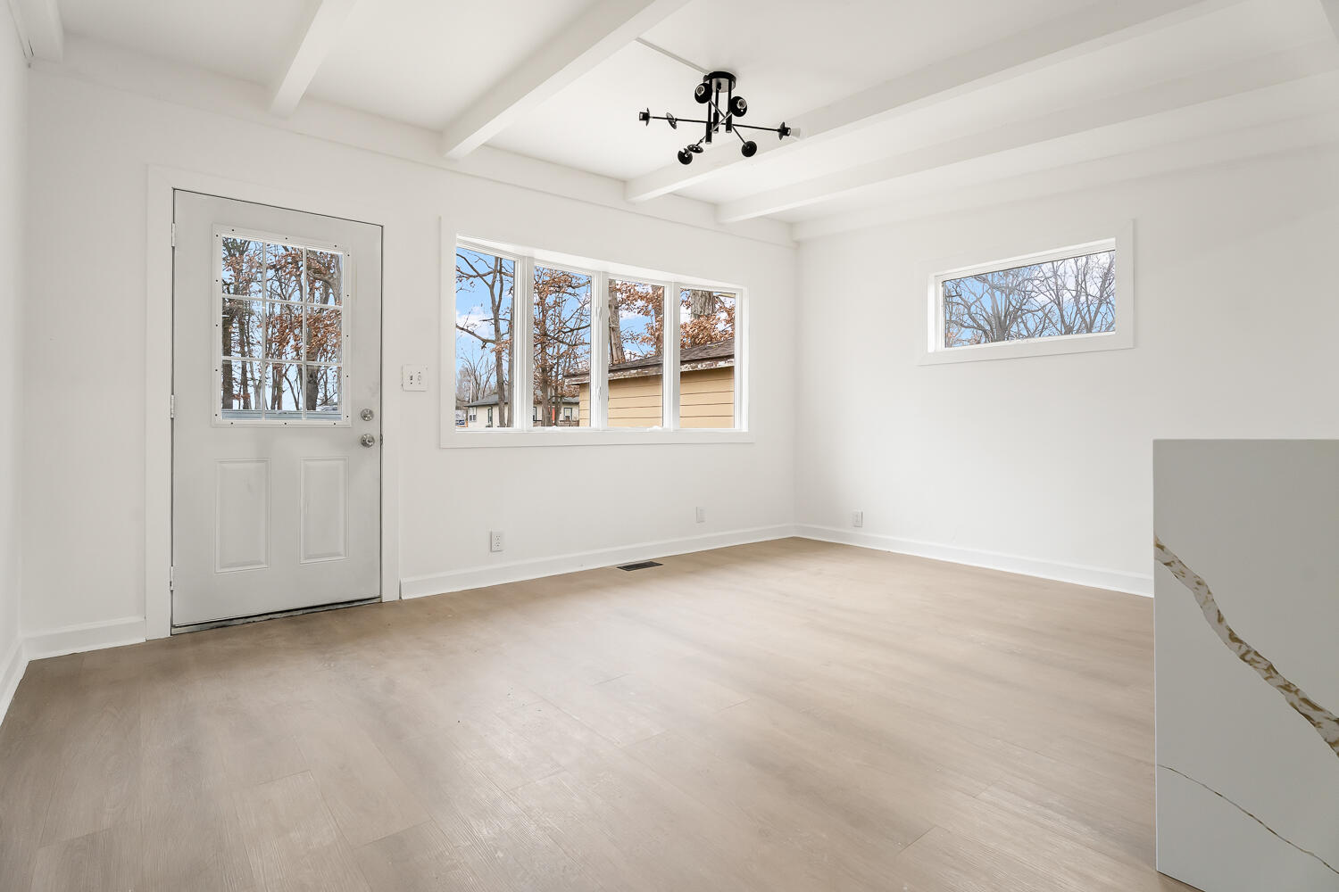 14610 Colfax Place Crown Point, IN 46307 - Photo 7 of 49 1500x1000