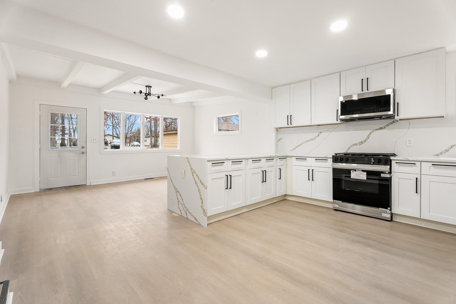 14610 Colfax Place Crown Point, IN 46307 - Photo 9 of 49 1500x1000