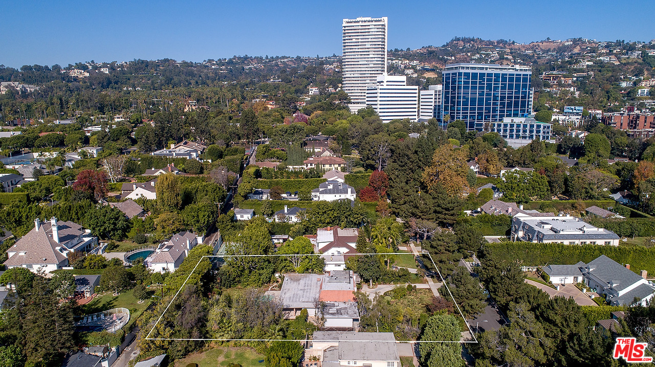 711 Sierra Drive Beverly Hills, CA 90210 - Photo 38 of 40