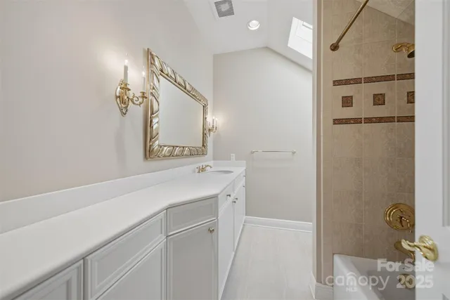 an empty room with an entryway