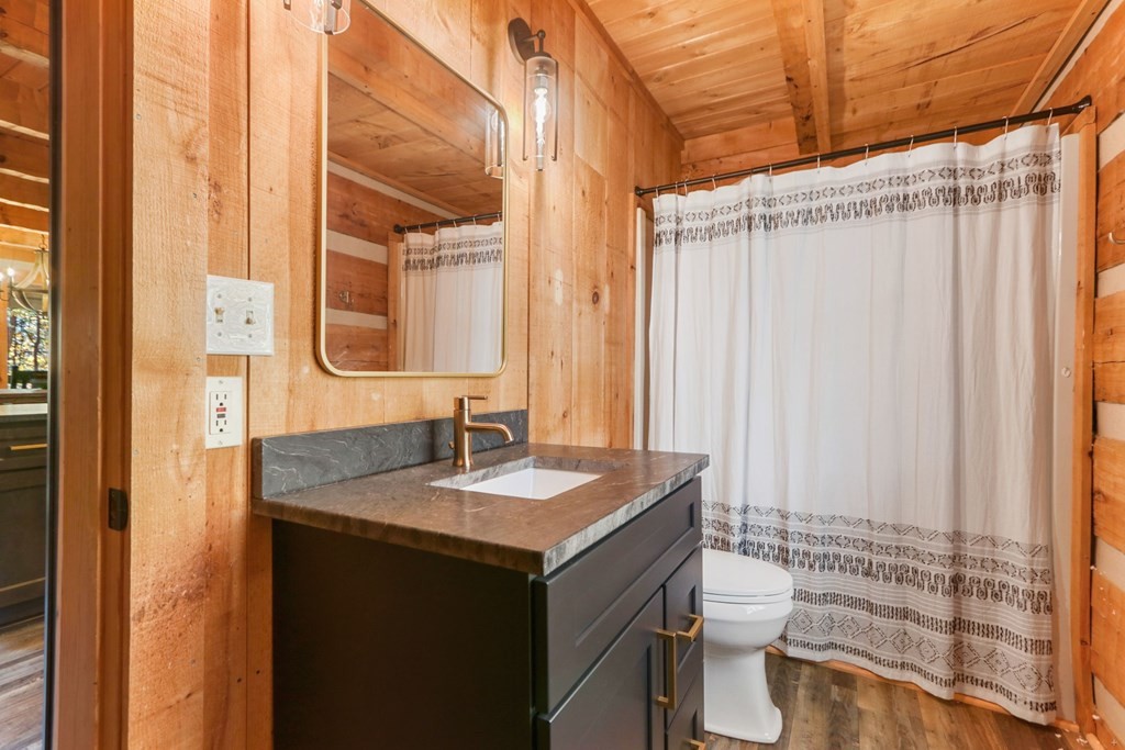 2030 Bluff Mountain Road Sevierville, TN 37876 - Photo 20 of 23 Gallery Image 20