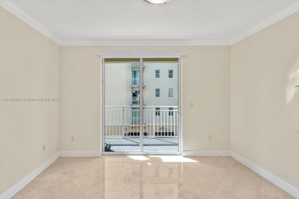 7275 Southwest 90th Street, Unit C310 Miami, FL 33156 - Photo 24 of 40 wooden floor in a room