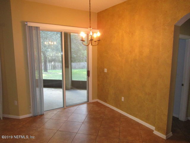 6071 Wakulla Springs Road Jacksonville, FL 32258 - Photo 5 of 18 Kitchen