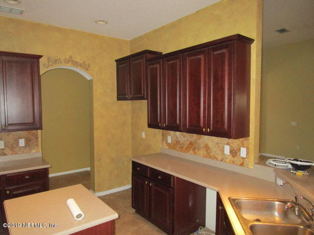 6071 Wakulla Springs Road Jacksonville, FL 32258 - Photo 7 of 18 Kitchen