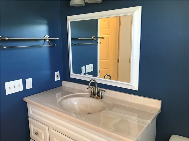 $1,650 | 1282 Chalkstone Avenue, Unit 1, Providence, RI 02908